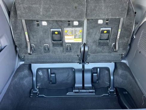 Certified 2021 Toyota Sienna Limited AWD/4WD image 18
