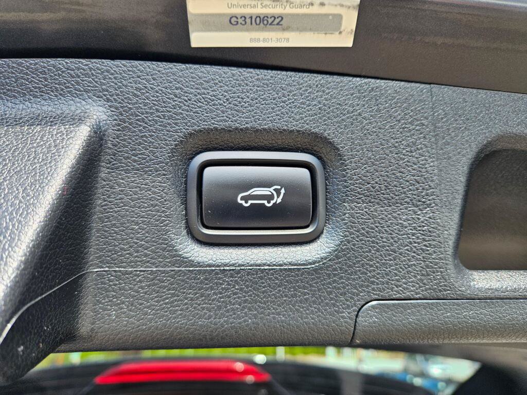 Used 2023 Hyundai Santa Fe SEL AWD/4WD image 11