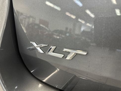 Certified 2022 Ford Explorer XLT w/ Equipment Group 202A image 11