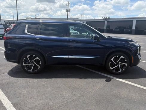 Used 2022 Mitsubishi Outlander SEL AWD/4WD image 4