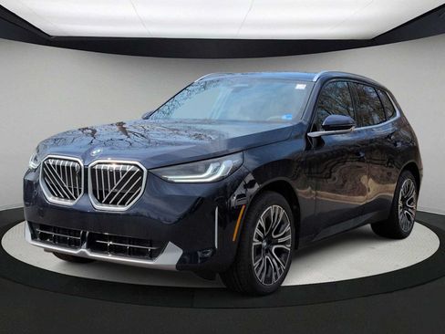 Used 2026 BMW X3 xDrive30i w/ Premium Package AWD/4WD image 4