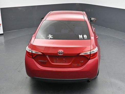 Used 2016 Toyota Corolla LE FWD image 16