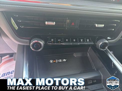 Used 2025 Chevrolet Tahoe LT AWD/4WD image 22