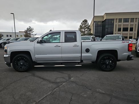 Used 2018 Chevrolet Silverado 1500 LT image 9
