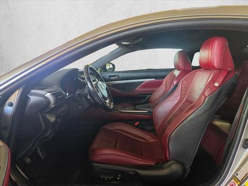 Used 2016 Lexus RC 200t RWD image 9