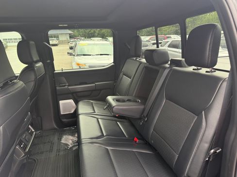 Used 2025 Ford F150 Lariat w/ Equipment Group 502A High AWD/4WD image 30