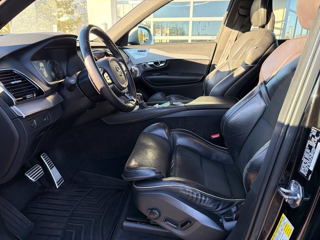 Used 2017 Volvo XC90 T6 R-Design w/ Vision Package AWD/4WD image 10