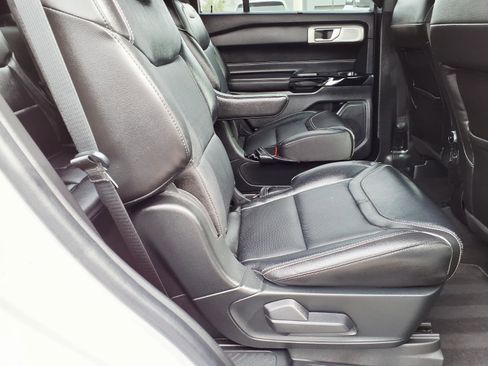 Certified 2022 Ford Explorer ST w/ Equipment Group 401A image 13