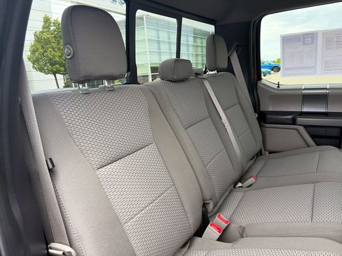 Used 2019 Ford F150 XLT w/ Equipment Group 302A Luxury AWD/4WD image 33