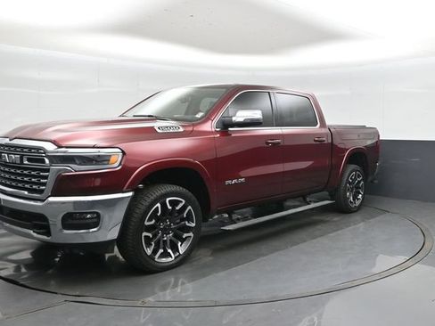 Used 2025 RAM 1500 Limited AWD/4WD image 3