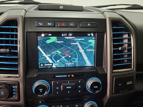 Used 2018 Ford F150 Raptor w/ Equipment Group 802A Luxury AWD/4WD image 16