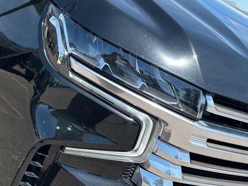 Used 2023 Chevrolet Tahoe High Country w/ Premium Package 2 AWD/4WD image 23