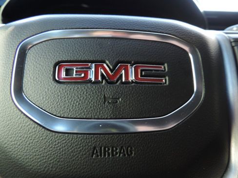 Certified 2023 GMC Sierra 1500 SLT image 24