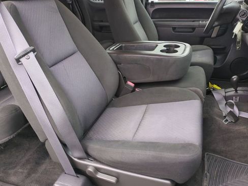 Used 2011 Chevrolet Silverado 1500 LS AWD/4WD image 24