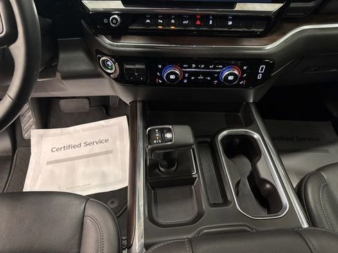 Used 2024 GMC Sierra 1500 SLT w/ SLT Convenience Package image 17