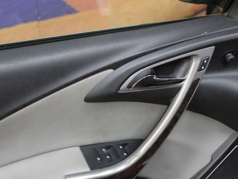 Used 2016 Buick Verano Convenience FWD image 13