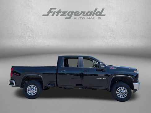 Used 2023 Chevrolet Silverado 2500 LT w/ Z71 Off-Road Package AWD/4WD image 5