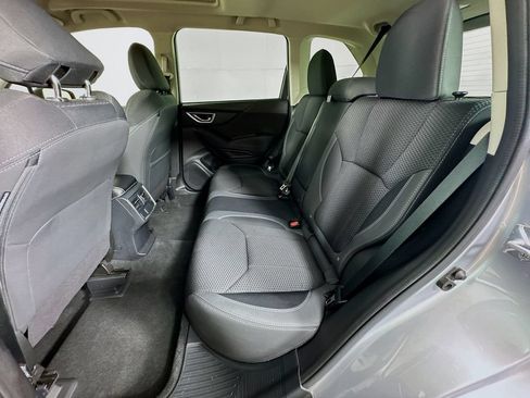 Used 2023 Subaru Forester Premium AWD/4WD image 30