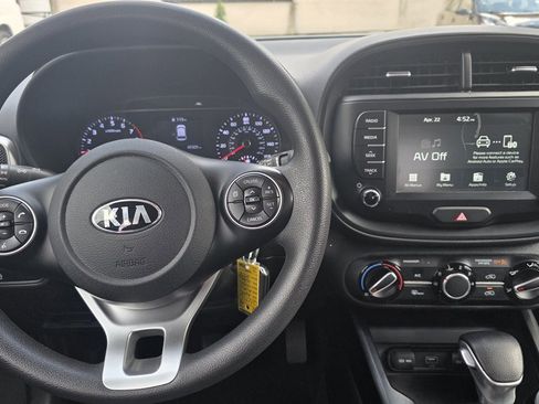 Used 2020 Kia Soul S image 17