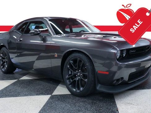 Used 2021 Dodge Challenger R/T Scat Pack RWD image 1