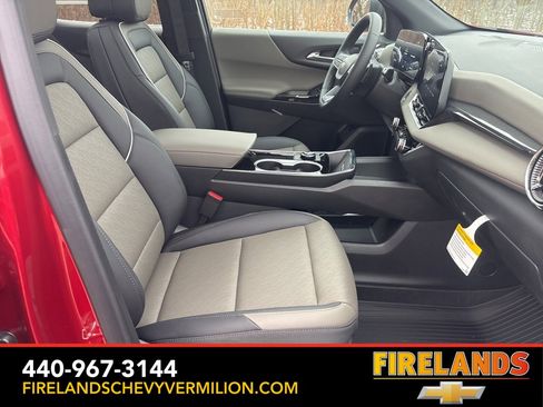 New 2026 Chevrolet Equinox LT w/ Convenience Package II image 30