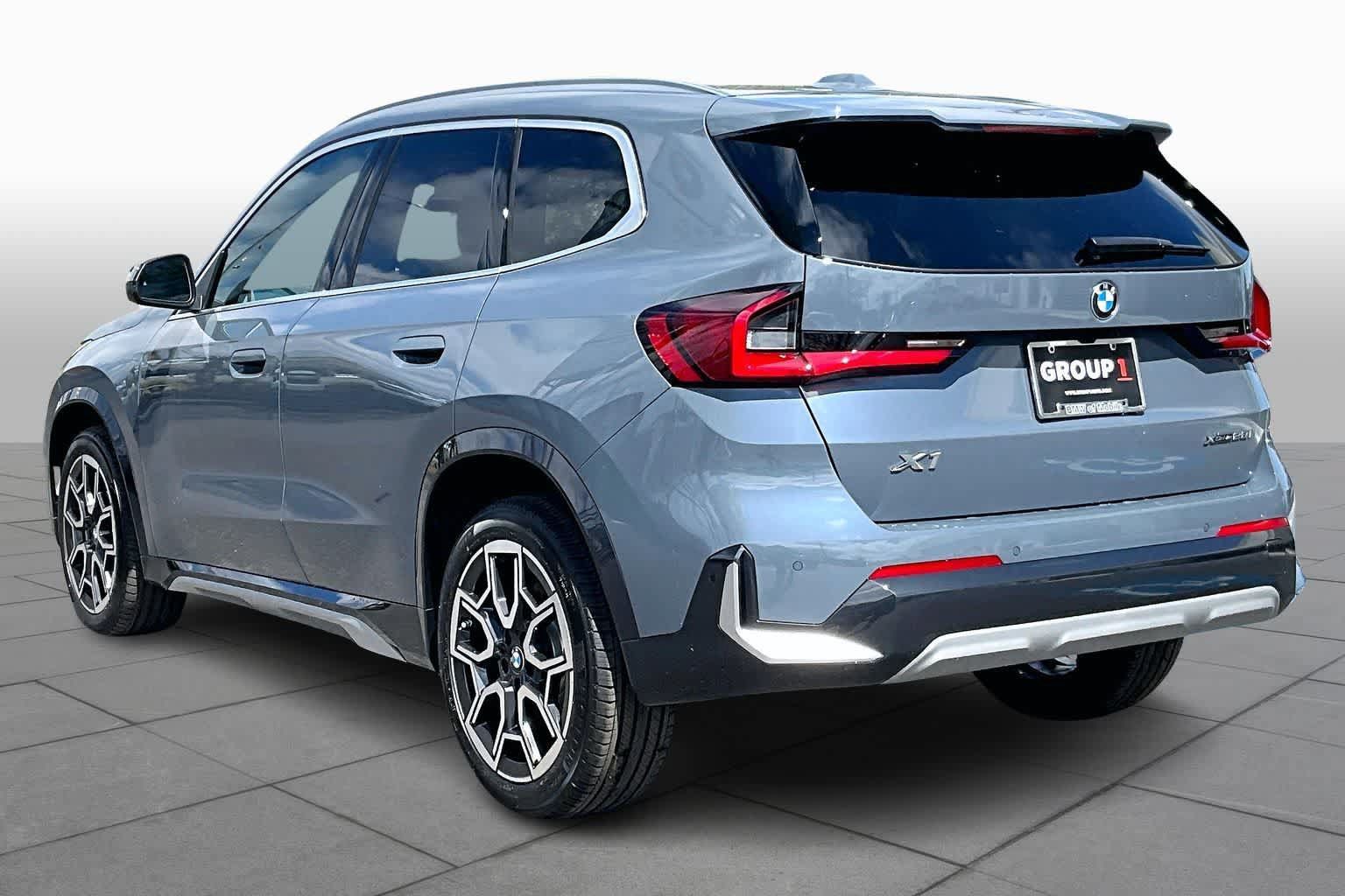New 2026 BMW X1 xDrive28i w/ Technology Package AWD/4WD image 12