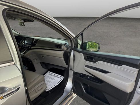 Used 2018 Honda Odyssey Touring image 21