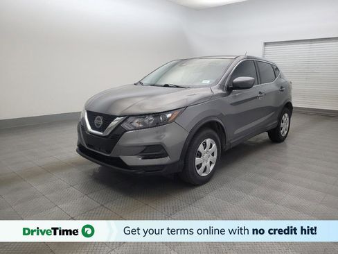 Used 2020 Nissan Rogue Sport S image 1