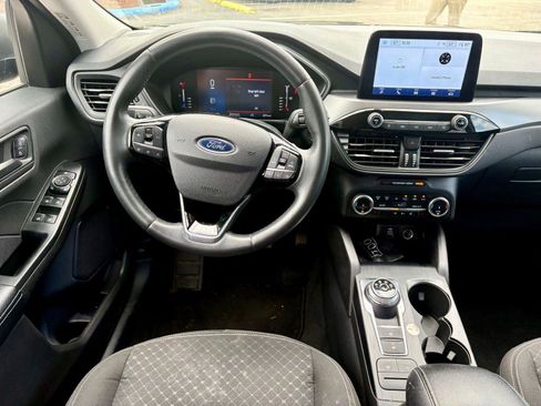 Used 2024 Ford Escape Active AWD/4WD image 12