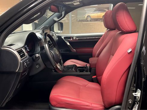 Certified 2023 Lexus GX 460 Premium w/ Premium Package AWD/4WD image 9