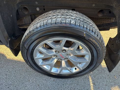 Used 2018 GMC Sierra 1500 SLT w/ SLT Premium Package image 22