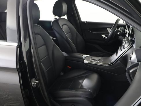 Used 2021 Mercedes-Benz GLC 300 GLC 300 w/ Multimedia Package image 29