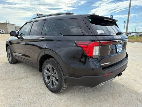 New 2026 Ford Explorer Active w/ Active Comfort Package AWD/4WD image 6
