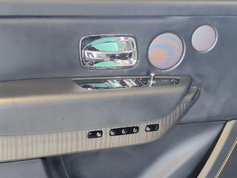 Used 2021 Rolls-Royce Cullinan AWD/4WD image 14