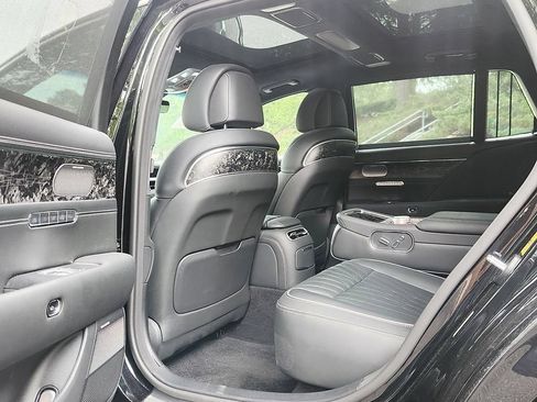 Used 2024 Genesis G90 3.5T AWD/4WD image 25