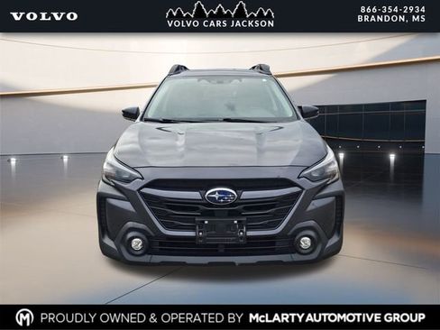 Used 2023 Subaru Outback Premium image 2