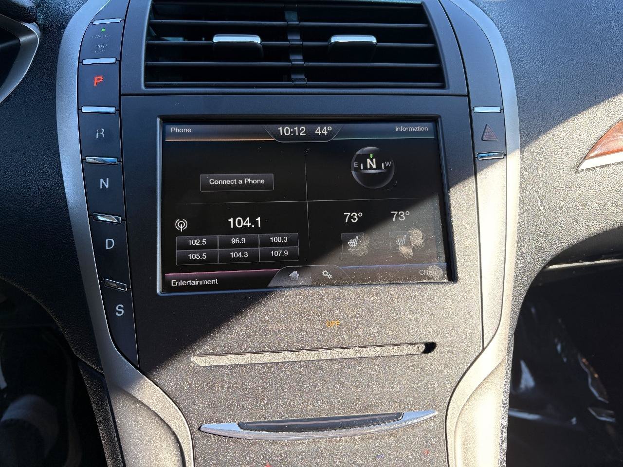 Used 2016 Lincoln MKZ AWD image 18