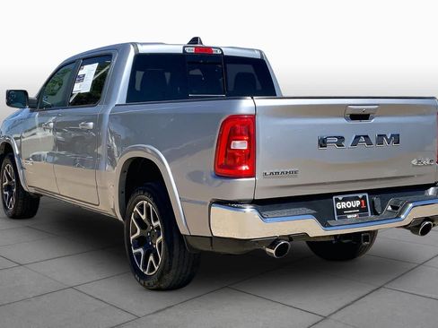 Used 2025 RAM 1500 Laramie AWD/4WD image 12