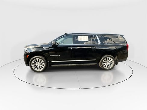 Used 2024 GMC Yukon XL Denali AWD/4WD image 5