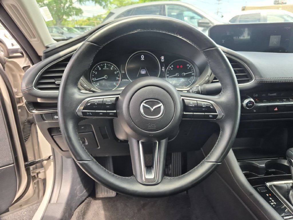 Used 2025 MAZDA MAZDA3 s FWD image 22