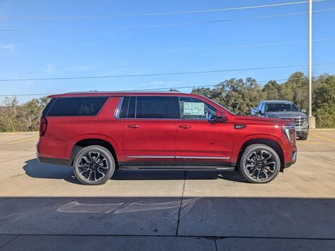 New 2026 GMC Yukon XL Elevation image 7