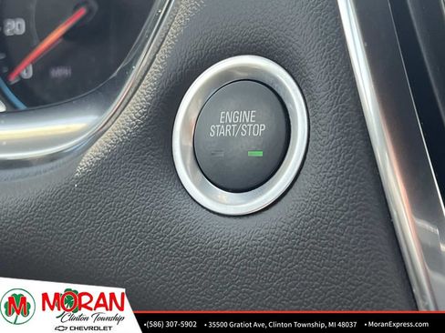 Certified 2023 Chevrolet Traverse LT FWD image 24