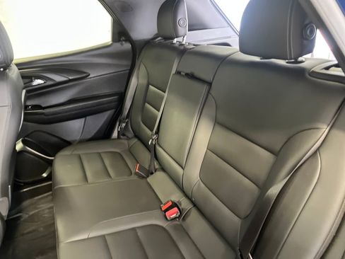 Used 2023 Chevrolet TrailBlazer ACTIV w/ Sun and Liftgate Package image 42