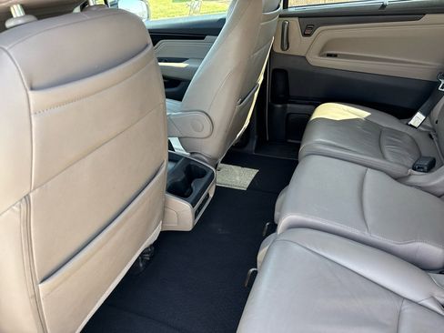 Used 2018 Honda Odyssey Elite image 46