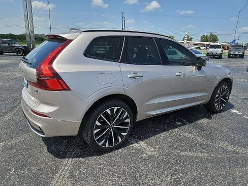 Used 2026 Volvo XC60 B5 Ultra w/ Protection Package Premier AWD/4WD image 8