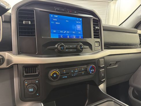 Used 2021 Ford F150 XLT AWD/4WD image 23