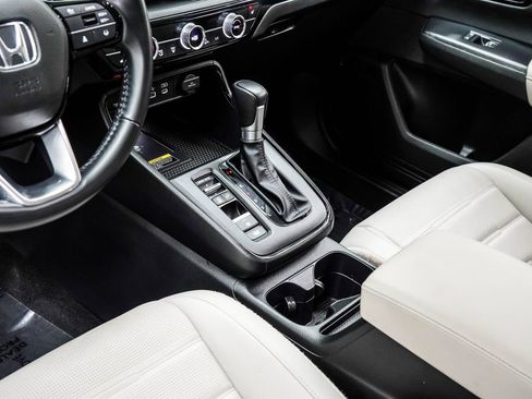 Used 2025 Honda CR-V EX-L image 21