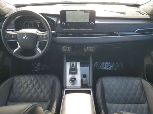Used 2024 Mitsubishi Outlander SEL image 9