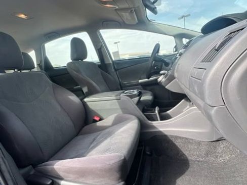Used 2014 Toyota Prius V Three FWD image 30