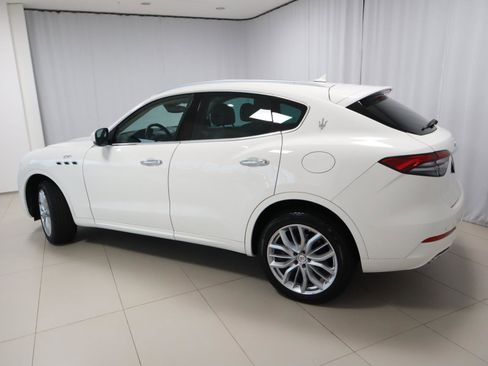 Used 2022 Maserati Levante GT image 4